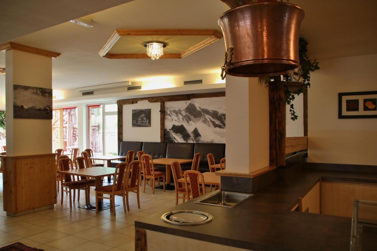 Gasthof Zum Loewen Aschau Im Zillertal Екстер'єр фото