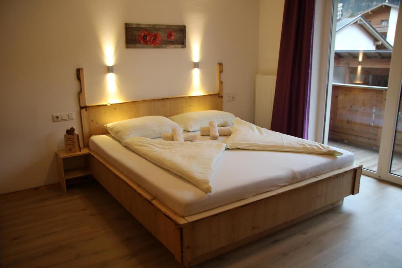Gasthof Zum Loewen Aschau Im Zillertal Екстер'єр фото